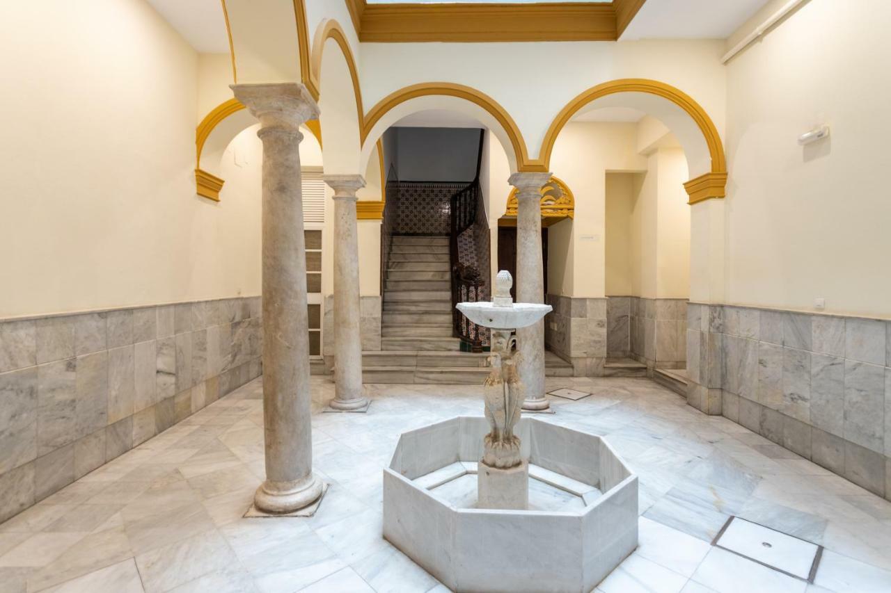 Apartamento Atarazanas Malaga Centro Historico Exterior photo